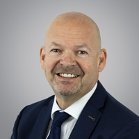 dreiturm-reinigungsmittel_ansprechpartner_adrian-kohnhorst